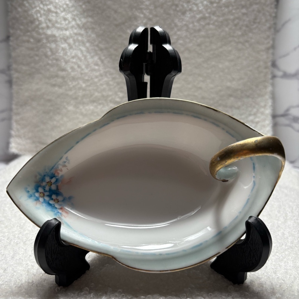 Vintage RS Tillowitz Silesia Porcelain Handpainted Floral Ring Handled Leaf